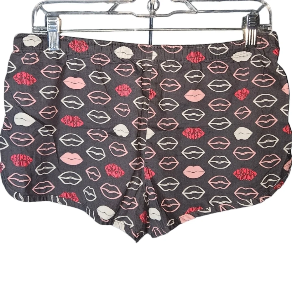 Victoria's Secret Lip/Kiss Printed Elastic Waistband Drawstring Tie Sleep Shorts - Picture 3 of 3